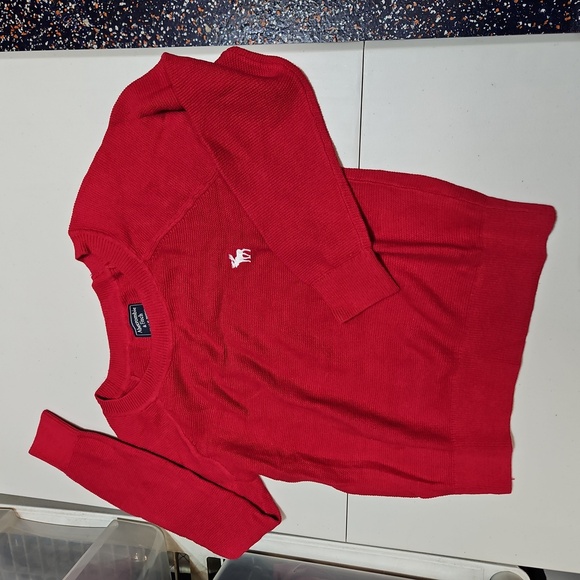 Women's sweater - Picture 1 of 3